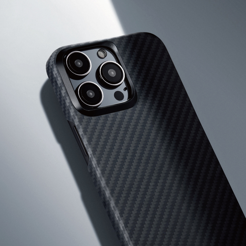 【PITAKA】MagEZ Case4 for iPhone15 Pro 航太纖維磁吸手機殼黑灰款